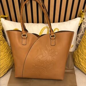 Sophisticated Tan Leather Tote with Embossed Floral Design